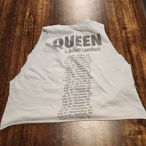 Queen + Adam Lambert 2017 tour cropped tank - Picture 2 of 5